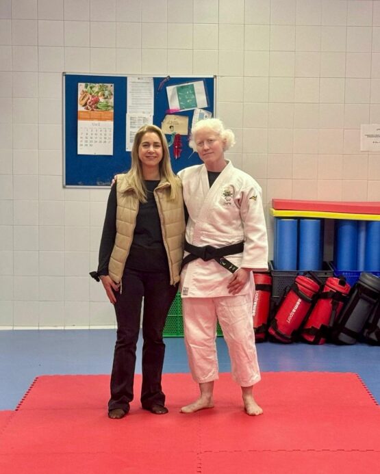 Nadia Álvarez junto a la deportista Marta Arce