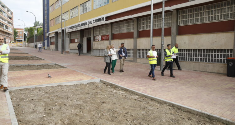 Visita a los trabajos de consolidación de la peatonalización de la calle de los Misterios