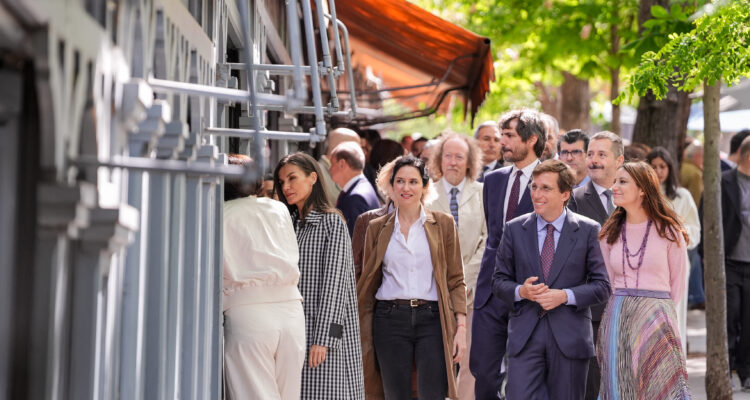 Visita de hoy a la Cuesta de Moyano con ocasión de su centenario