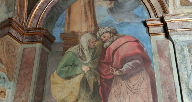 Imagen del abrazo de San Joaquín y Santa Ana en la puerta dorada