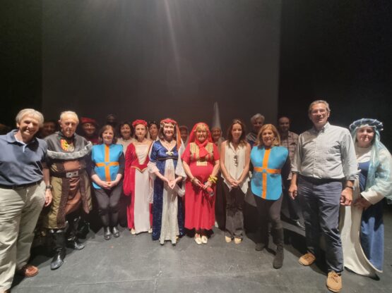 Elenco de la obra solidaria representada en Tetuán