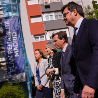 Visita de esta mañana al barrio de Orcasitas