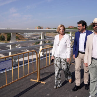 Visita a la recta final de las obras de conexión peatonal de Entrevías con el polígono de Vallecas