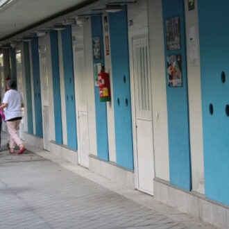 Centro de alojamiento a familias vulnerables gestionado con Cáritas. Imagen de archivo.