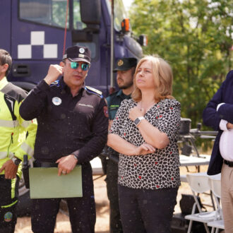 La vicealcaldesa y delegada de Seguridad y Emergencias, Inma Sanz, durante su asistencia al simulacro de Policía Municipal sobre desaparición de personas