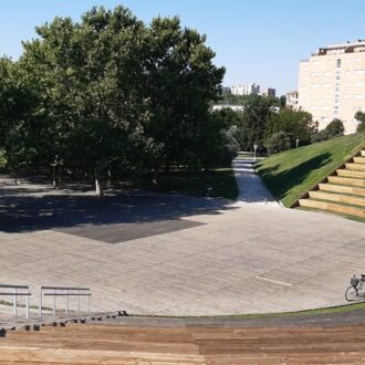 Auditorio del parque lineal del Manzanares