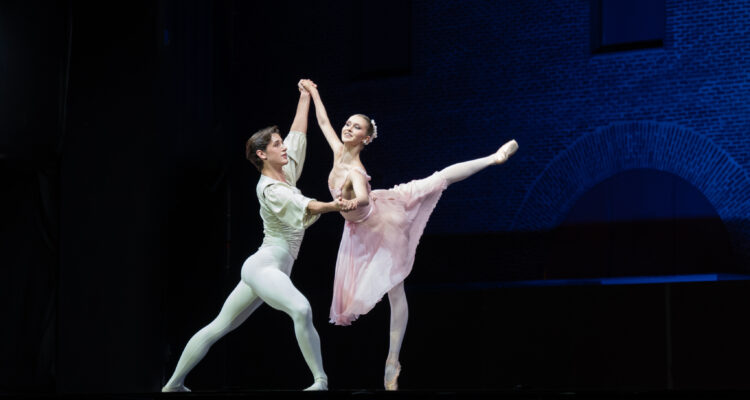 El Junior Ballet de la Ópera de París