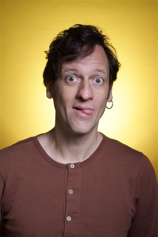 El monólogo Wanted (Se busca) de Edu Soto