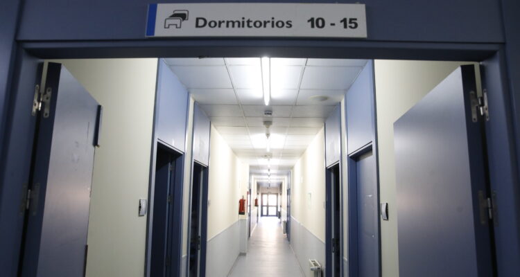 Interior instalaciones Centro de Acogida Pinar de San José (imagen archivo)