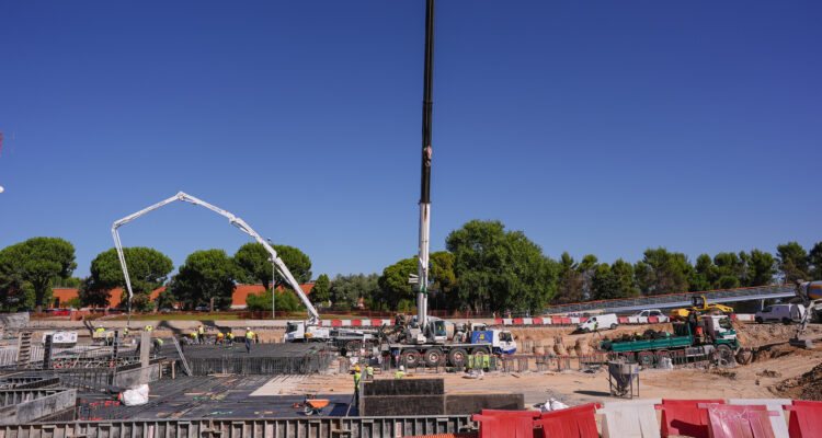 Carabante visita la zona donde se ha comenzado a excavar el futuro túnel que soterrará la A-5