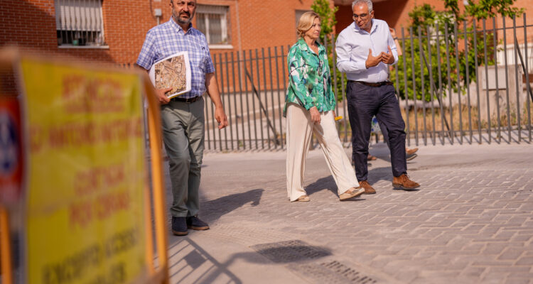 Visita a las obras de remodelación del casco histórico de Carabanchel