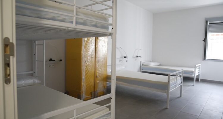 Zona descanso Centro Acogida Pedro Meca