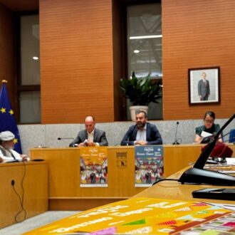 Cartel de las fiestas en honor a San Cayetano, San Lorenzo y la Virgen de la Paloma