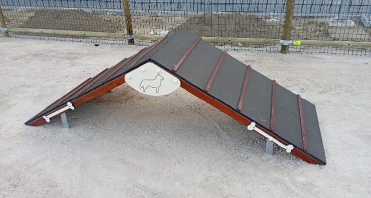 Área canina en el barrio del Pilar