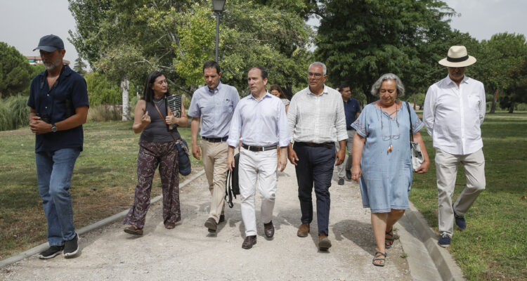 Carabante e Izquierdo durante la visita
