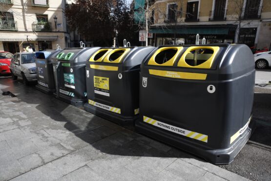Imagen de archivo. Contenedores en la plaza de Herradores