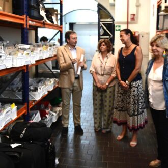 Hidalgo en la Oficina de Objetos Perdidos municipal