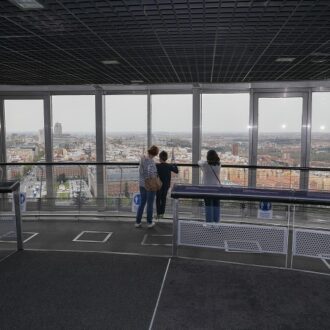 Interior del mirador del Faro de Moncloa, en Madrid (2021)