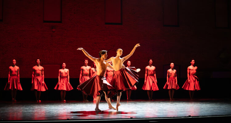 Uno de los momentos de la actuación del Junior Ballet de la Ópera de París