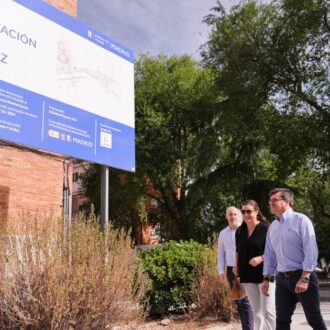 González ha visitado este viernes los trabajos de regeneración de Ambroz, en Vicálvaro