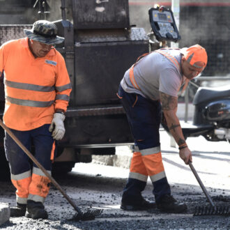 Renovación del pavimento en la calle de Espronceda
