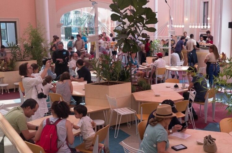 Interior del Espacio Abierto, centro cultural municipal en Madrid