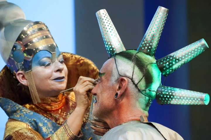 Escena del espectáculo 'Sienta la Cabeza' en la programación de Veranos de la Villa de Madrid del 19 al 21 de agosto