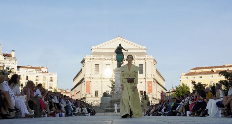 Desfile inaugural de la Semana de la Moda de Madrid 2025