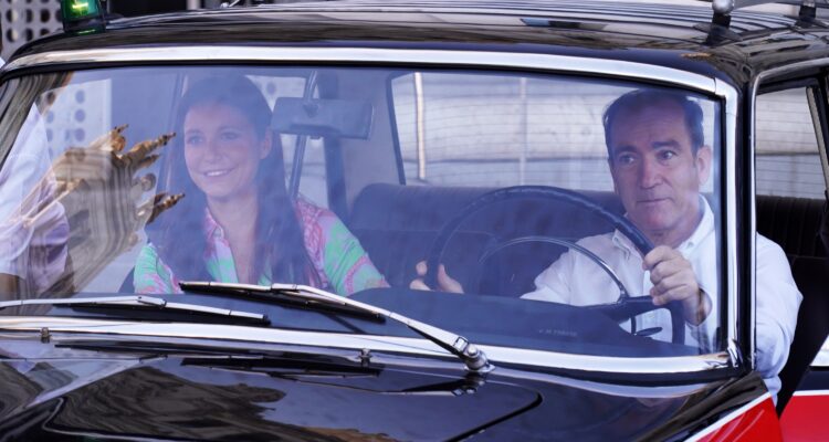 Carabante y Levy al volante de un Citroën 11 histórico