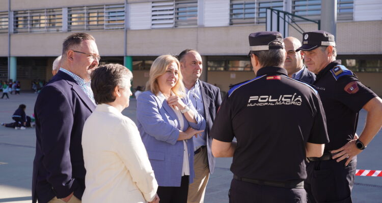 Jornadas formativas impartidas por Policía Municipal que utilizan el parque móvil de seguridad vial recientemente renovado