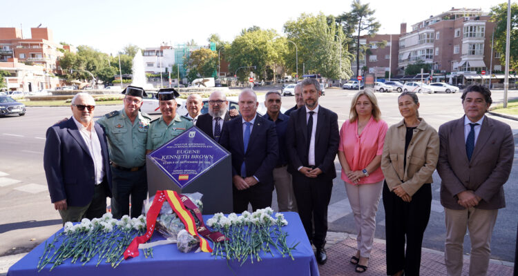 Sanz, en el homenaje a las víctimas del atentado de la plaza de la República Argentina
