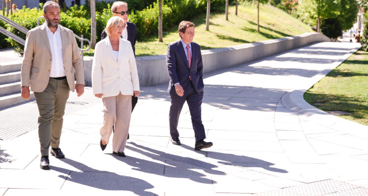 Visita a los jardines de Sabatini tras los trabajos de rehabilitación