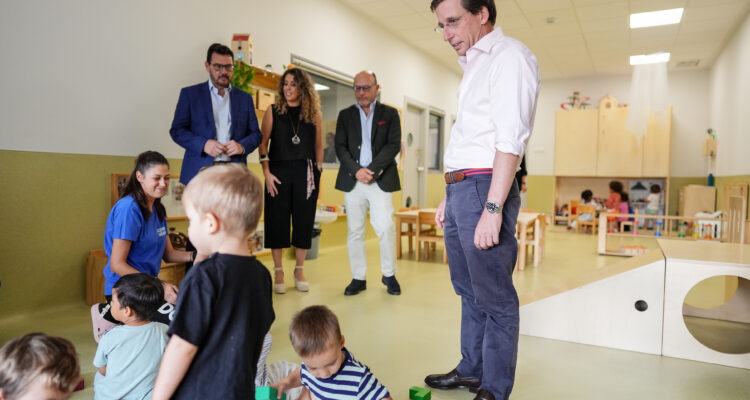 Visita a la Escuela Infantil Municipal José Gómez Gil con motivo del inicio del curso escolar 2025-2026