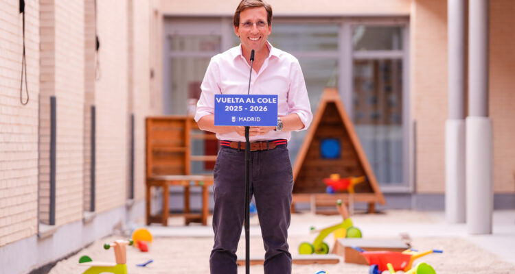 Visita a la Escuela Infantil Municipal José Gómez Gil con motivo del inicio del curso escolar 2025-2026