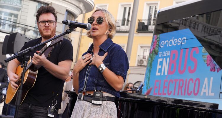 Paula Mattheus durante la actuación sorpresa de la SEM