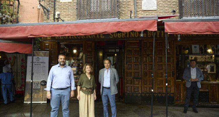 Marta Rivera de la Cruz y Carlos Segura, en Casa Botín que cumple 300 años