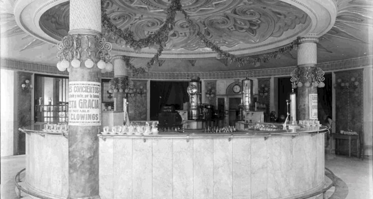 Vista del bar del Hotel Nacional, 1926. Archivo CSIC