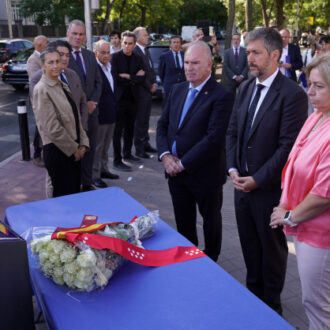 Sanz, en el homenaje a las víctimas del atentado de la plaza de la República Argentina
