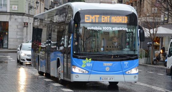 Imagen de un autobús eléctrico de EMT Madrid