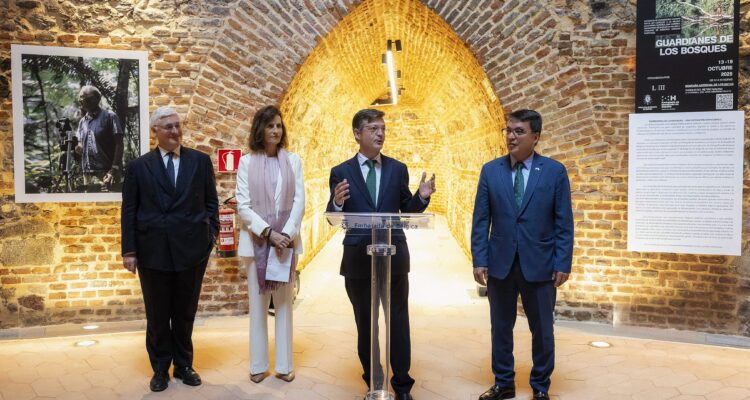 Páramo y Esmeralda de Bélgica durante la inauguración