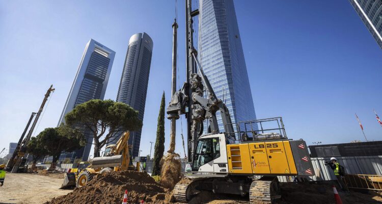 Visita de las obras de Parque Castellana