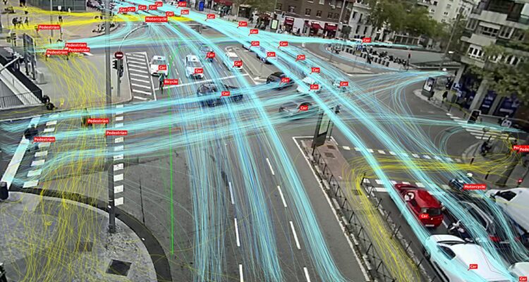 Cámaras gestionadas con inteligencia artificial en avenida de America todas trayectorias