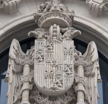 Escudo de España con el blasón gallego