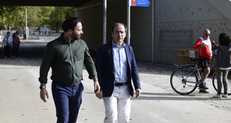 Carabante y Niño en lado de Puente de Vallecas