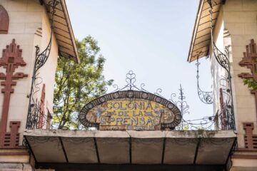Entrada a la Colonia de la Prensa