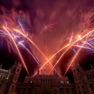 Imagen de archivo de los fuegos artificiales de la celebración de la Fiesta Nacional en Madrid.