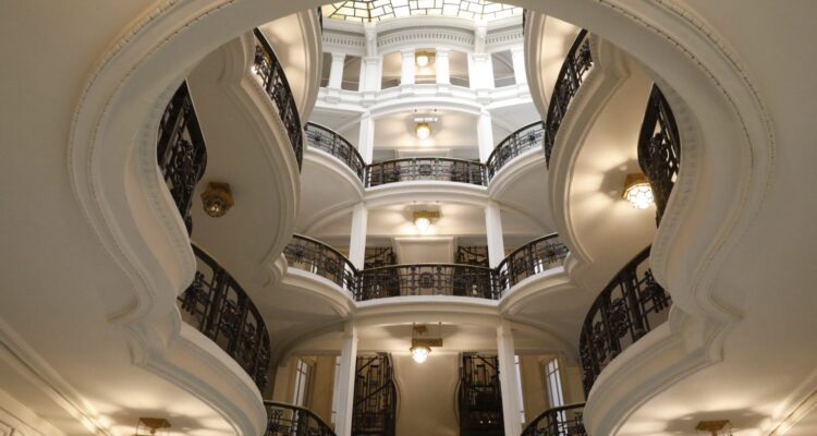 Interior edificio Casa Palazuelo