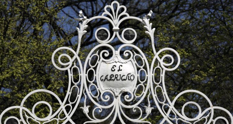 Jardín histórico de El Capricho. Imagen de Madrid Film Office