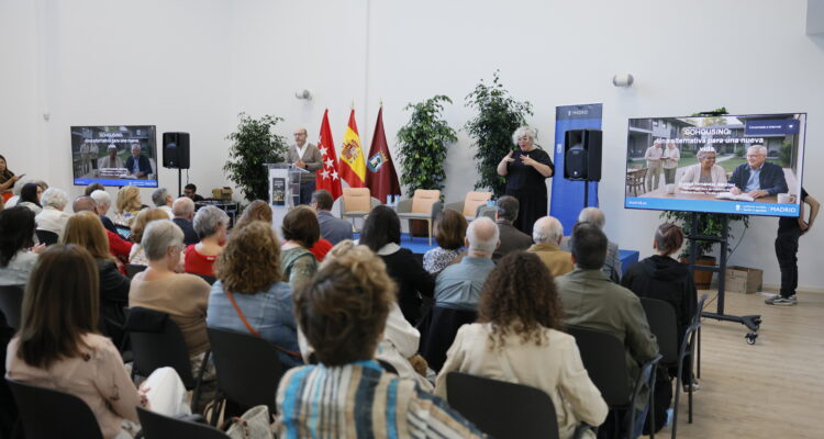 Momento de la jornada ‘Cohousing una alternativa para una nueva vida’