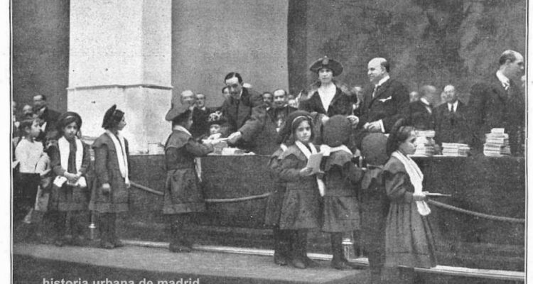 Inauguración del Palacio de Comunicaciones.